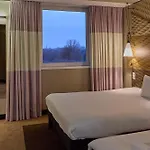 Hotel Ibis Expo 3*
