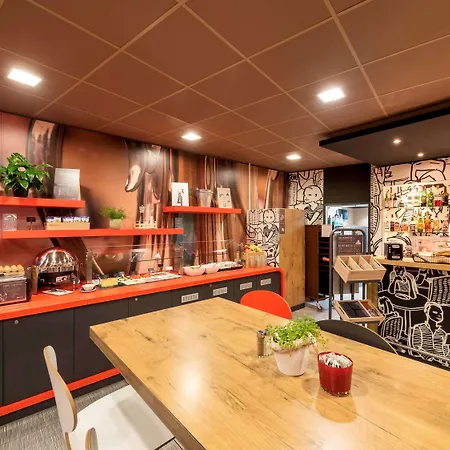 酒店 伯尔尼博览会宜必思酒店