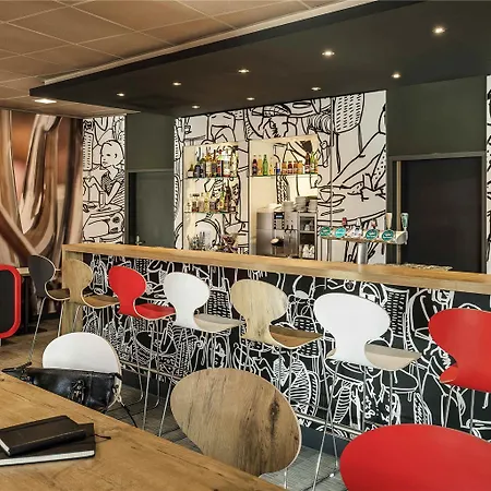 Hotel Ibis Expo Berna