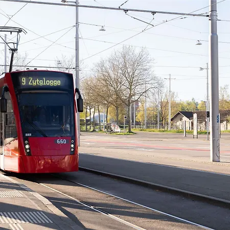 Ibis Expo 3*