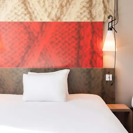 Ibis Expo Hotel