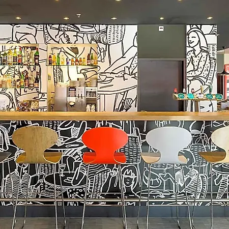 Ibis Expo Отель 3*