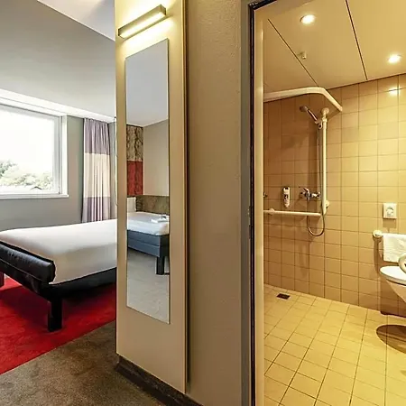 Ibis Expo 3*
