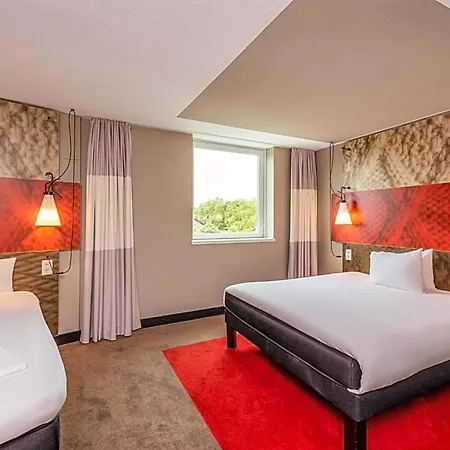 Ibis Expo 3*