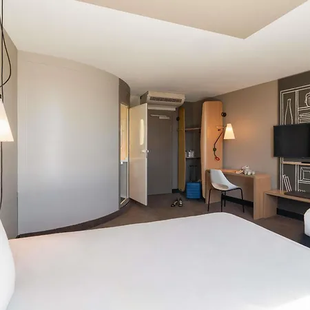 Hotell Ibis Expo Bern