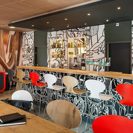 Hotel Ibis Expo Berna