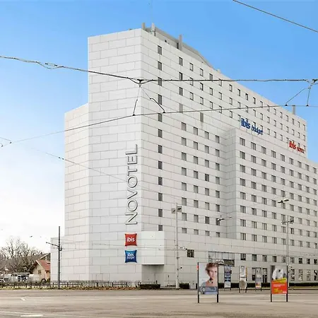 Hotel Ibis Expo 2*