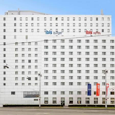 Hotel Ibis Expo Berno