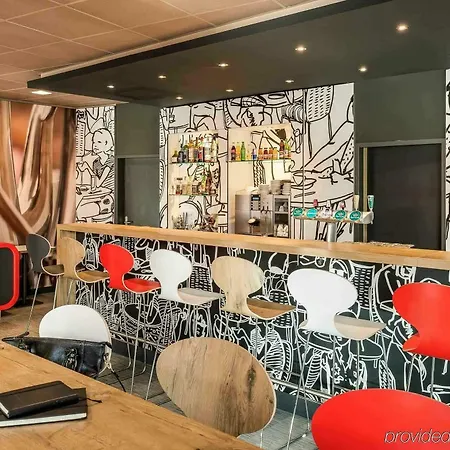 Hotel Ibis Expo Berno